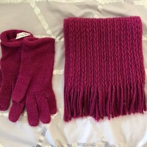 scarf and gloves set!